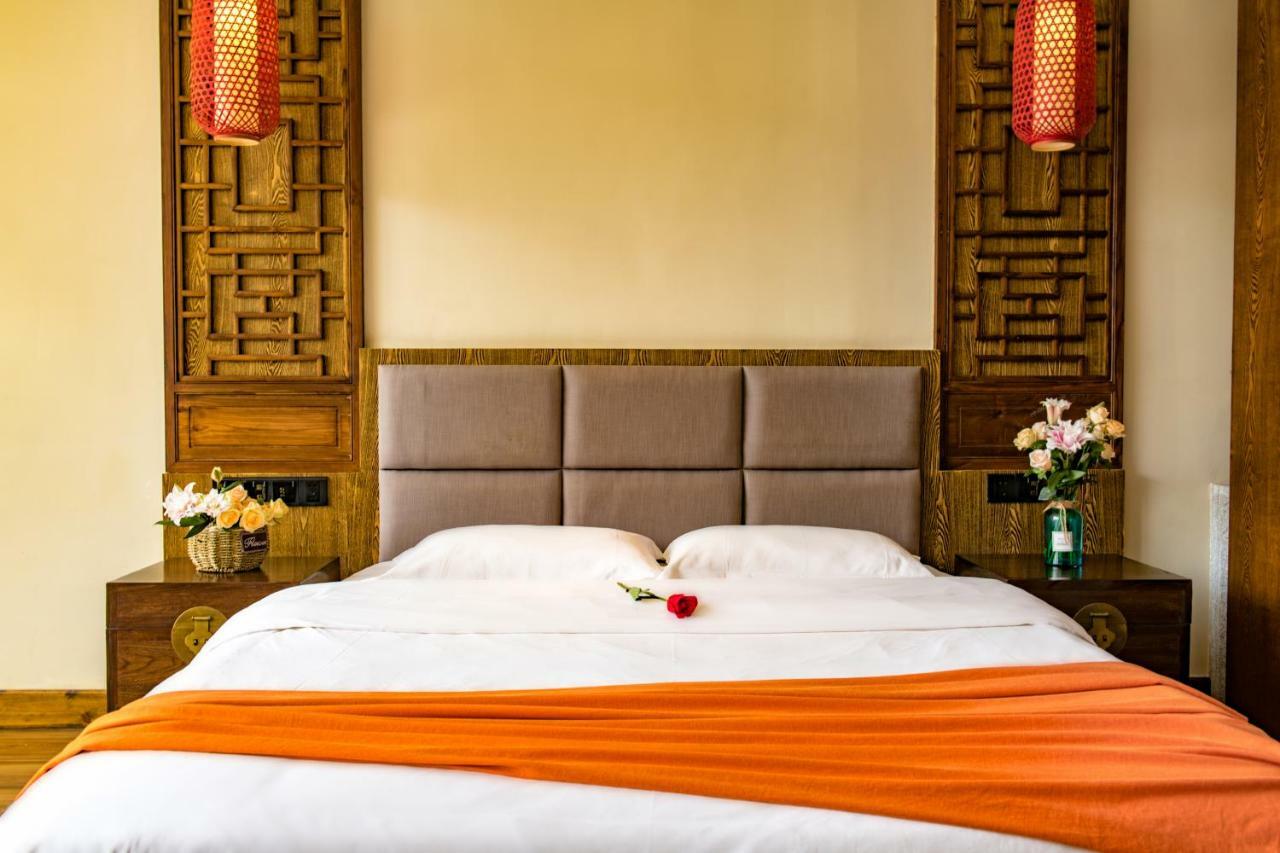 Yangshuo Moonlit Sky Resort Exterior photo